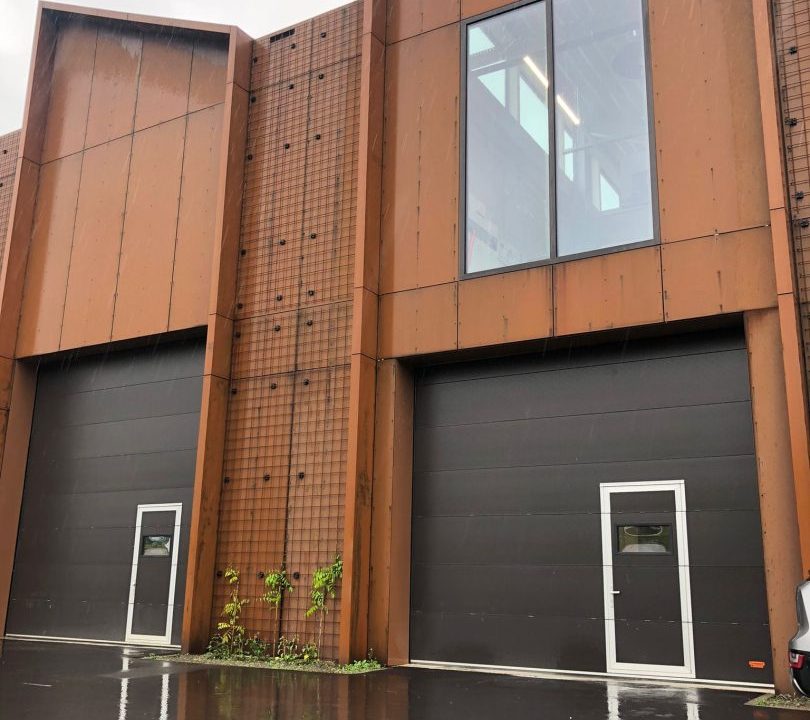 Industriport med gangdør Industriport med gangdør