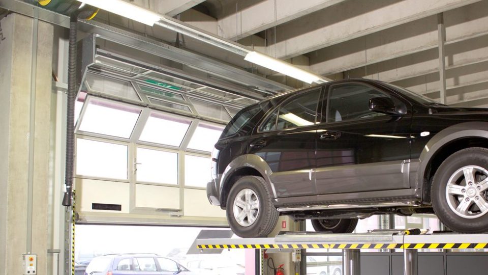 Compact ledhejseport med dør