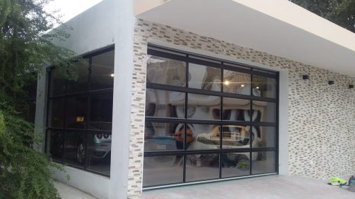 Garage med Compact-ledhejseport