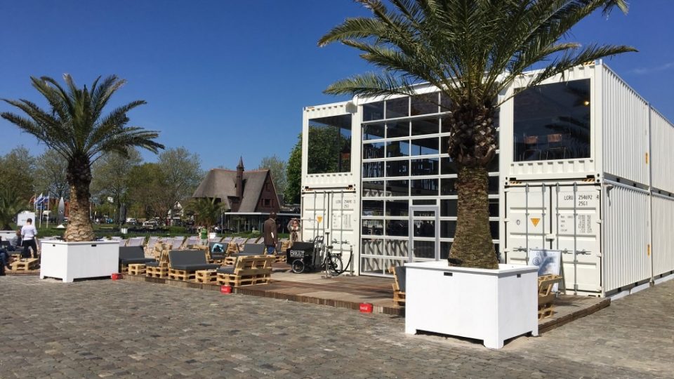 Temporäre Gebäude wie der Stadtstrand in Zwolle