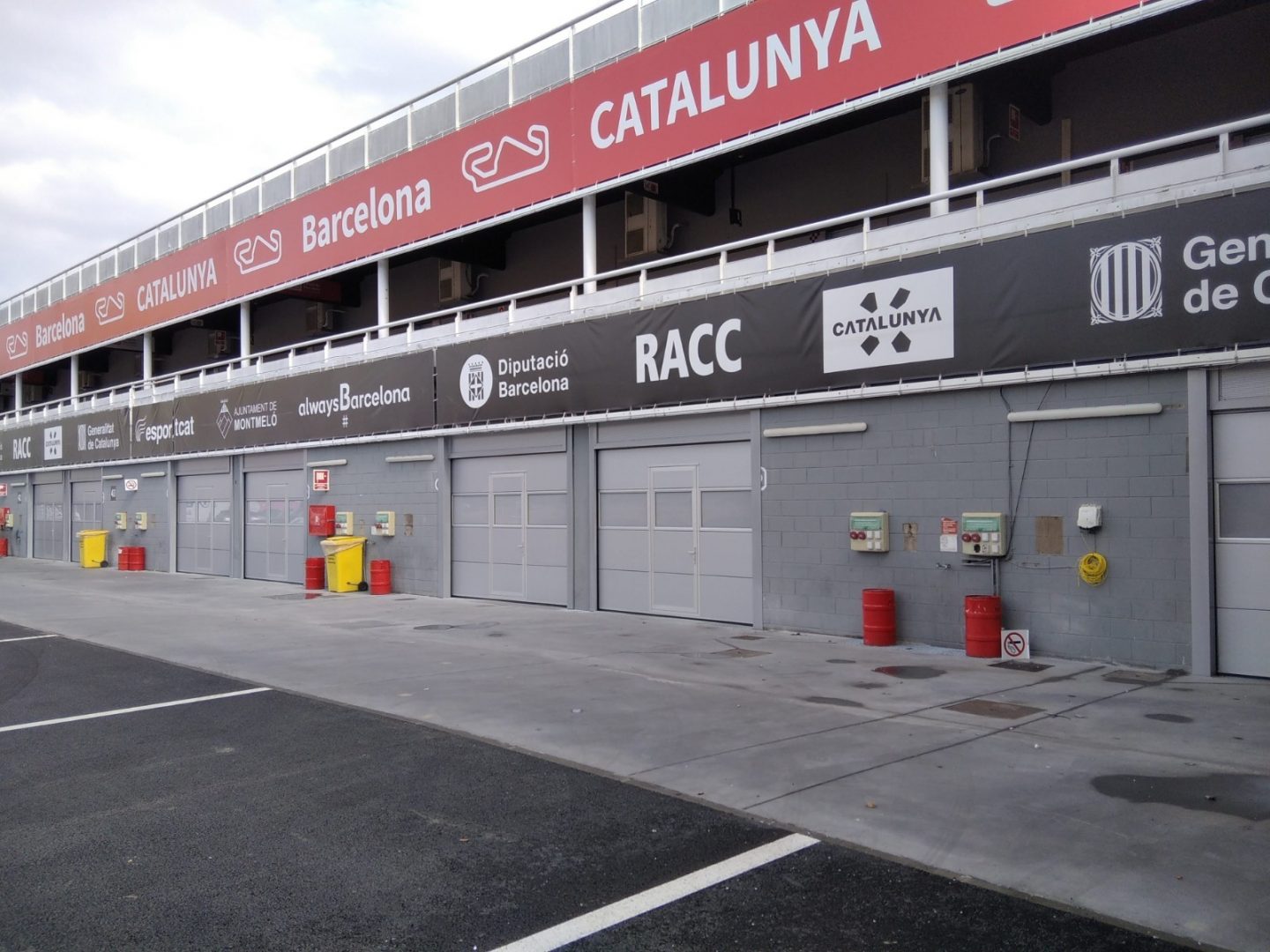 Sektionaltore für Circuit Barcelona Catalunya