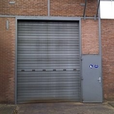 Grey roller shutter, How to choose the right door