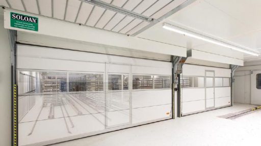 Spray booths with Compact doors