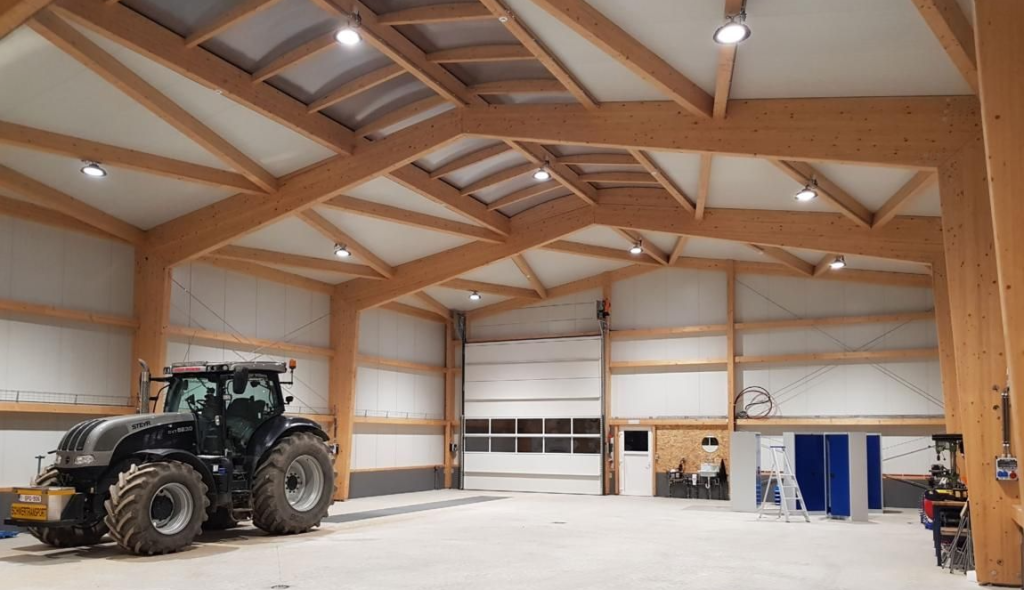 Agricultural roller shutter doors