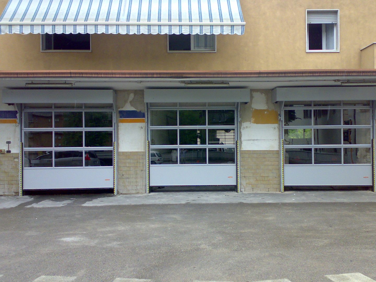 Puertas plegables Compact con herraje exterior - Rolflex