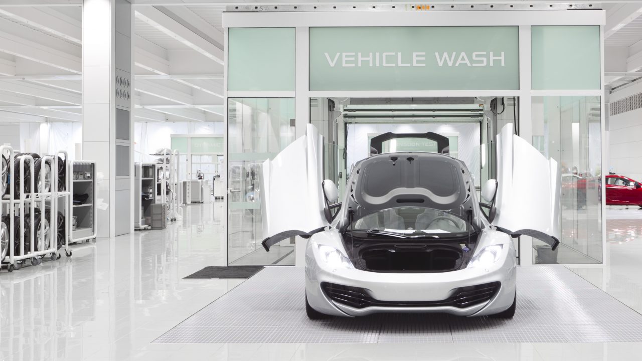 Lave-auto pour voitures McLaren Lave-auto pour voitures McLaren