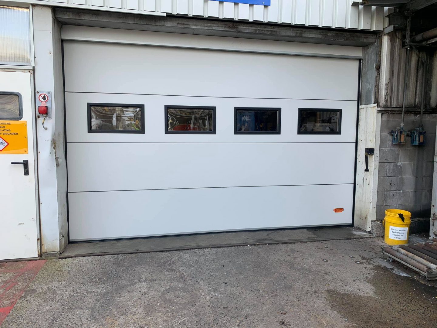 Porte Compact chez Shell en Belgique