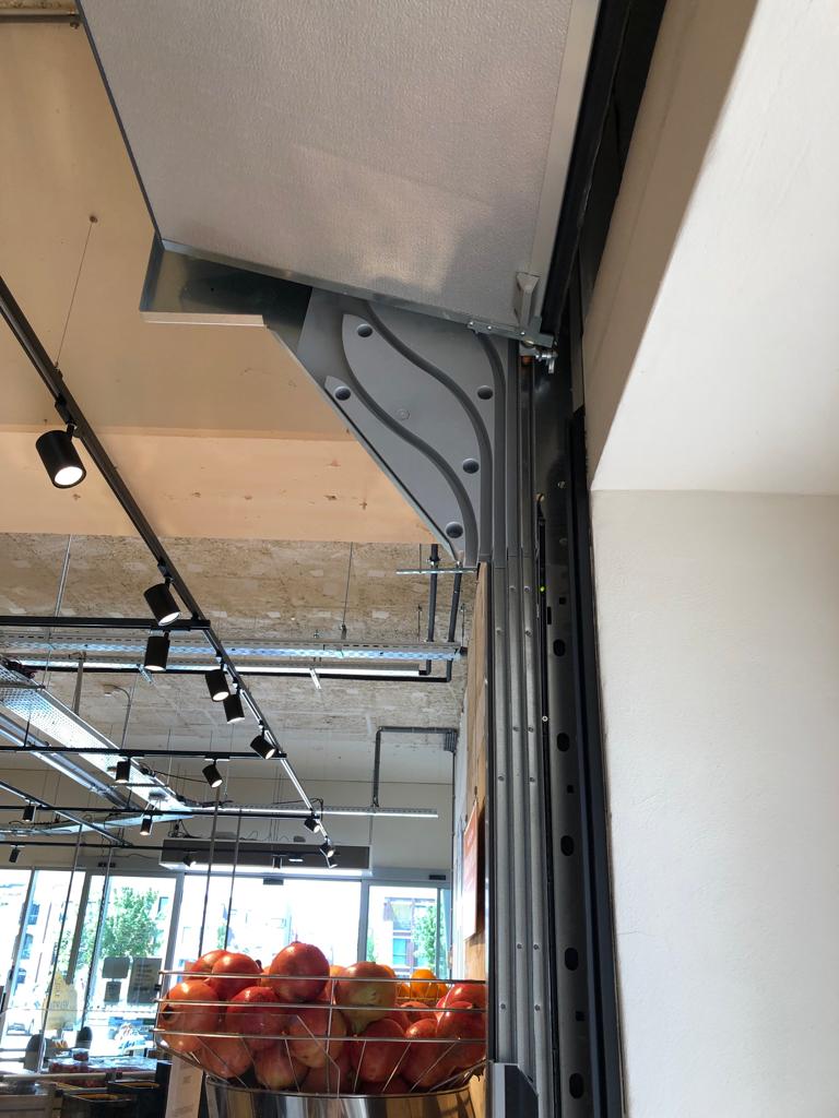 Portes Compact comme cloison dans le Melkhal à Enschede aux Pays-Bas