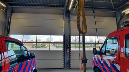 Porte automatique industrielle pour les pompiers d'Eibergen Porte automatique industrielle pour les pompiers d'Eibergen - Rolflex