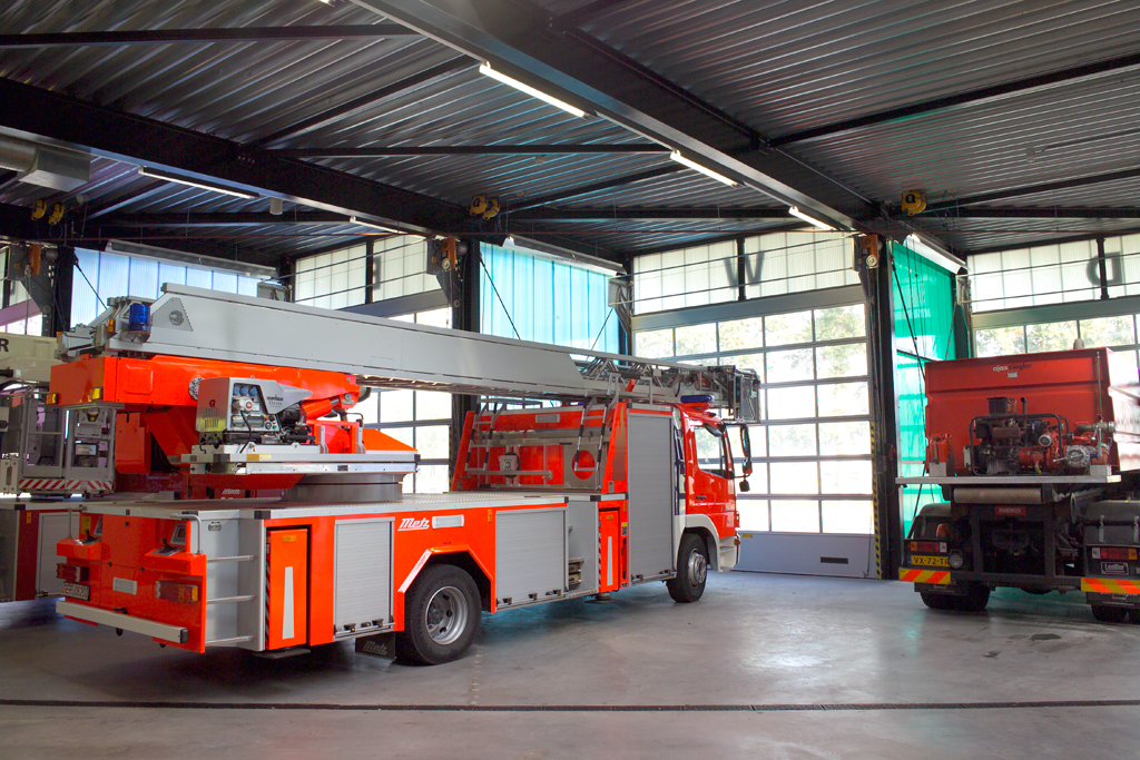 Brandweer Barneveld kiest voor Compact deuren