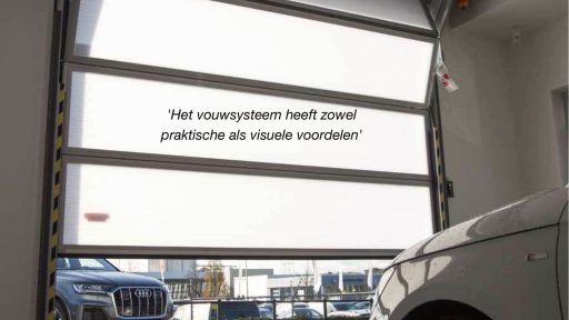 Compact deur met wit bevroren glas