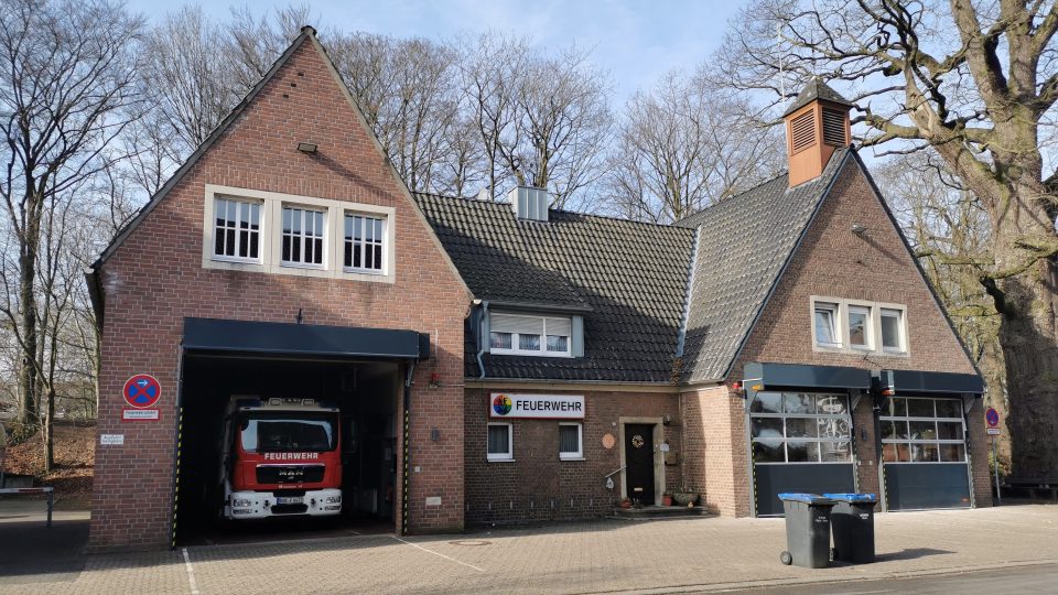 Nieuwe Compact vouwdeuren voor brandweerkazerne Anholt