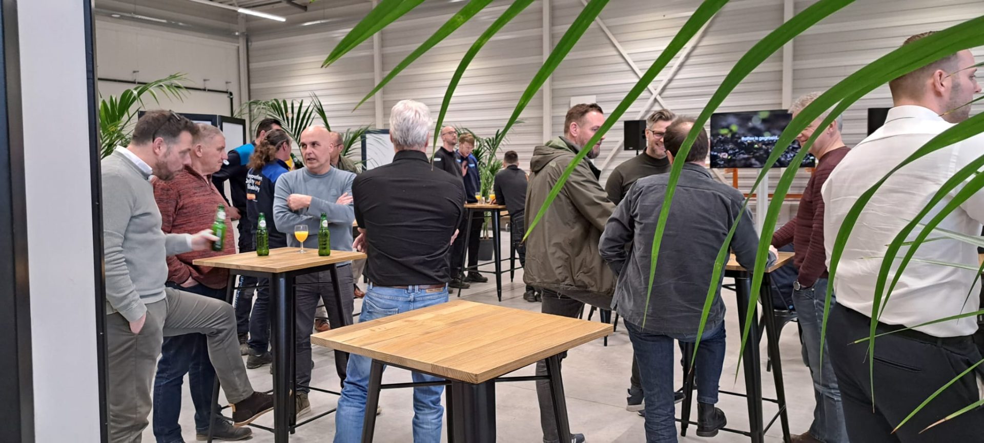 Feestelijke opening van de nieuwe hal