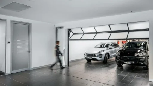 Overheaddeur met ruimtebesparing en mooie afwerking - Rolflex