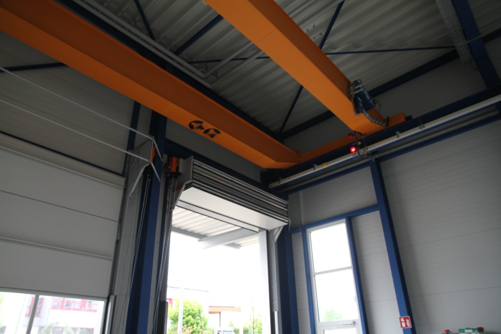 Compact deur in kraanbaanhallen