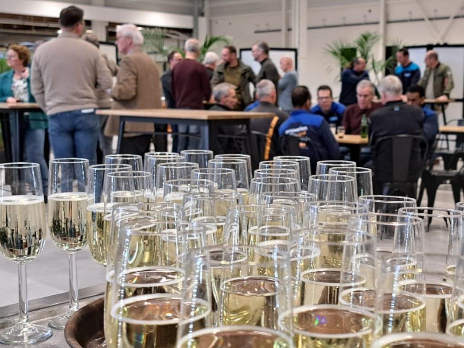 Feestelijke opening van de nieuwe hal